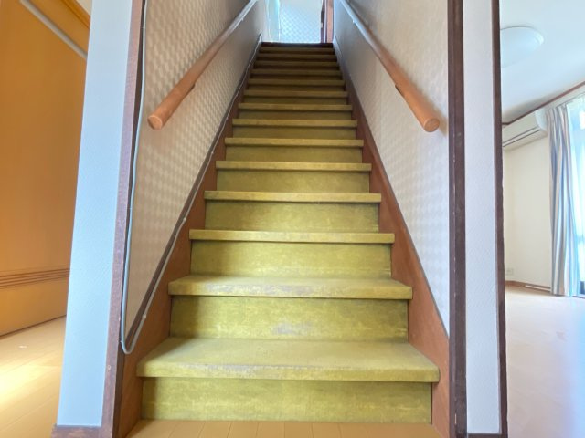 下今池住宅の内装