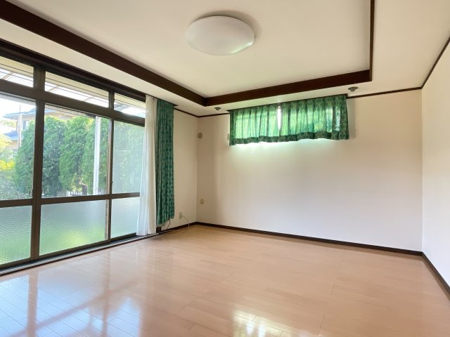 下今池住宅の居間・リビング