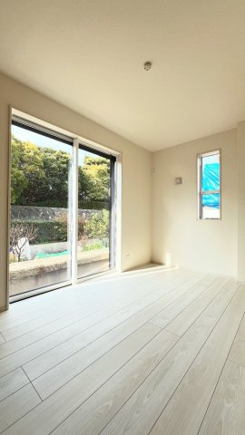 浜甲子園1丁目の洋室