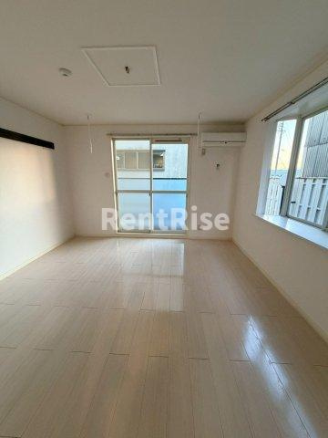 メゾンドフォーレ壱番館の居間・リビング