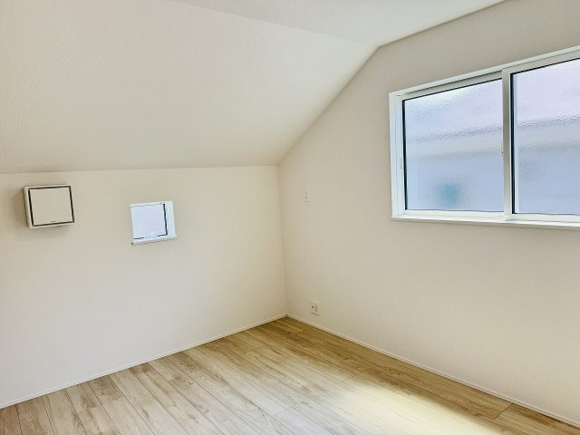 八王子市　大楽寺町　新築一戸建て　１期の子供部屋|～2階6.0帖の洋室　2面採光で明るく風通しの良いお部屋です～