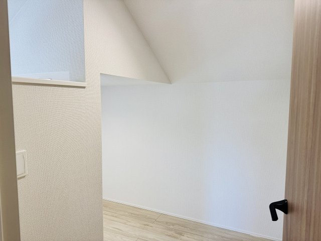八王子市　大楽寺町　新築一戸建て　１期の洋室|～2階3.7帖のサービスルーム～