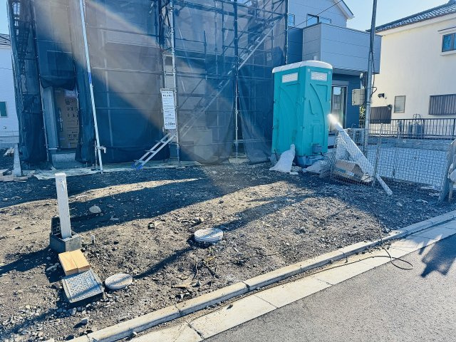 八王子市　大楽寺町　新築一戸建て　１期の駐車場|～並列2台駐車可能カースペース～