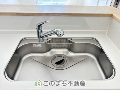 【キッチン】 | CRADLEGARDEN宇都宮市今宮第3　1号棟 | 大きなシンクで洗い物も楽々できます。