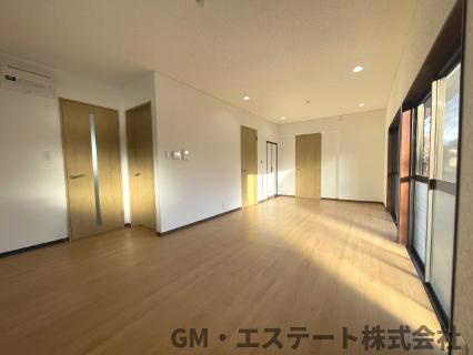 宮崎市恒久5丁目　中古住宅の居間・リビング