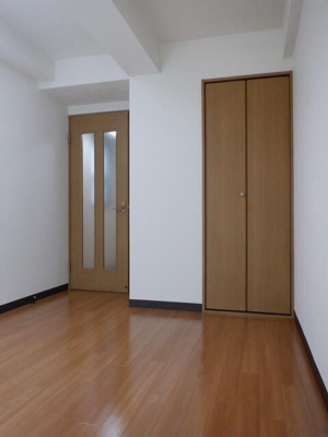 【寝室】 | ガーデンイレーネ