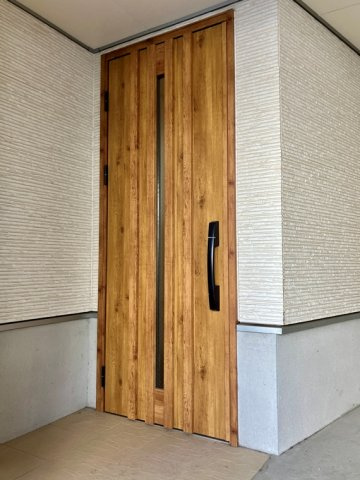 仲池上戸建のエントランス