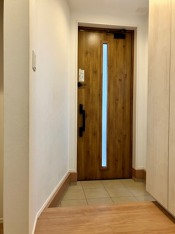 仲池上戸建の玄関