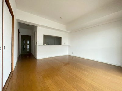 【居間・リビング】 | ファミールハイツ明石壱番館