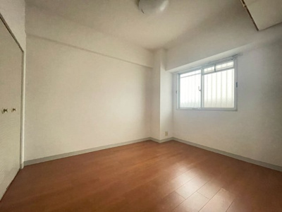 【寝室】 | ファミールハイツ明石壱番館