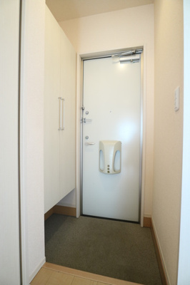 【玄関】 | キャンフルローレル