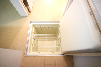 【キッチン】 | キャンフルローレル