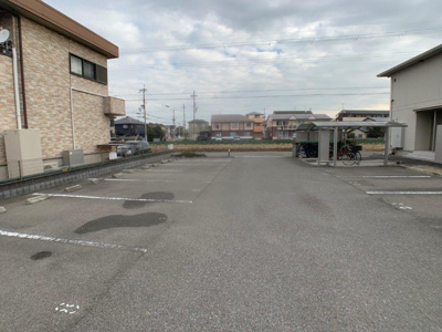【駐車場】 | キャンフルローレル