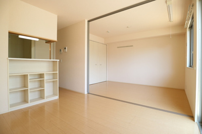 【居間・リビング】 | キャンフルローレル