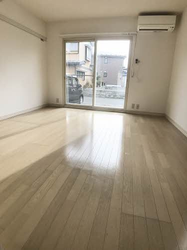 コーポシャネルの居間・リビング