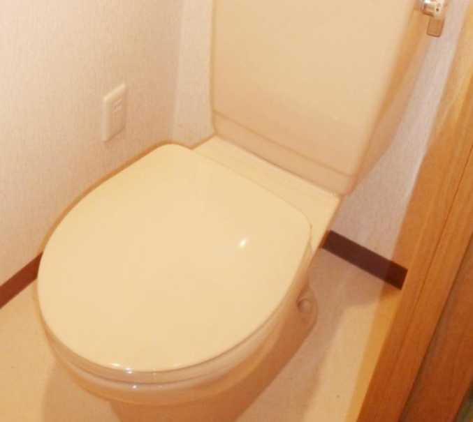 メゾンヌーヴェル　ペット相談　オートロック　角部屋のトイレ