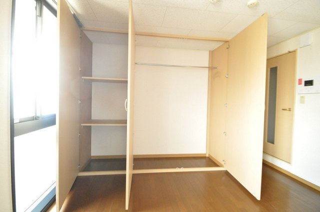 レオパレスＧＬＯＲＹの内装