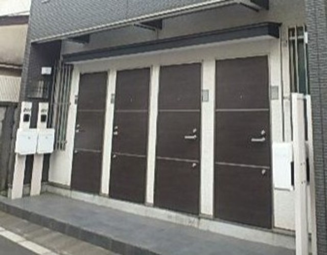 ジュネス雑司が谷のエントランス