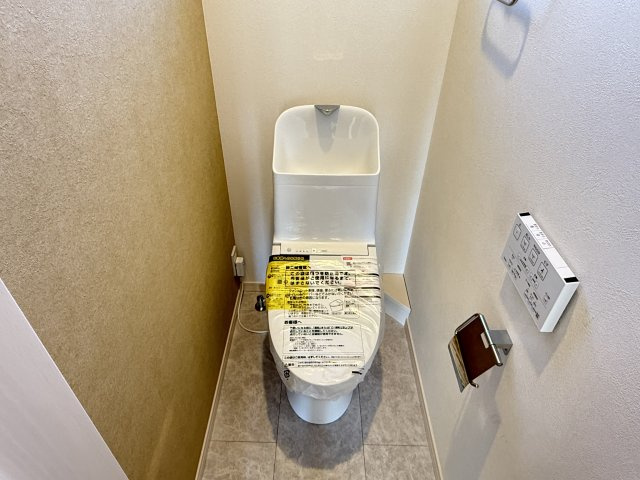 川越市大字安比奈新田　新築一戸建て　2号棟のトイレ|ゆったりとした空間のトイレです