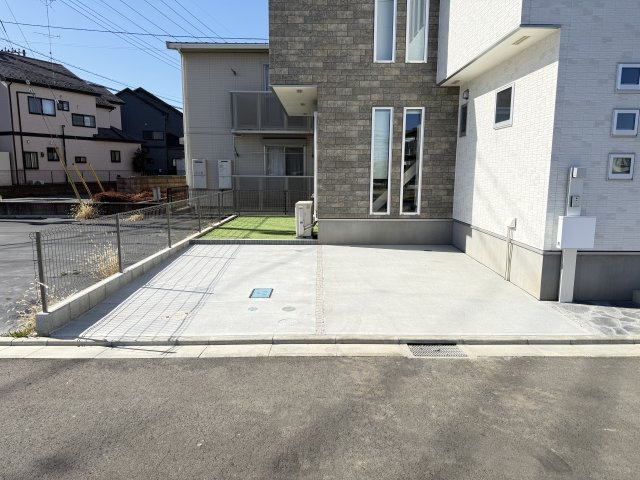 川越市大字安比奈新田　新築一戸建て　2号棟の駐車場|駐車場があります