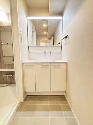 【独立洗面台】 | ダイアパレス甲子園 | シャワー付き洗面台でお掃除もラクラク