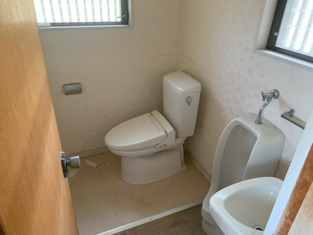八幡西区別当町　戸建のトイレ|ゆったりとした空間のトイレです
