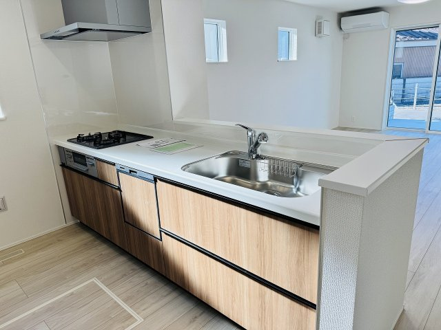 八王子市　大楽寺町　新築一戸建て　１期のキッチン|～使い勝手の良いシステムキッチン～