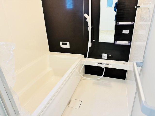 八王子市　大楽寺町　新築一戸建て　１期の浴室|～のびのびくつろげるバスルーム　１日の締めくくりに癒やしのバスタイムを～