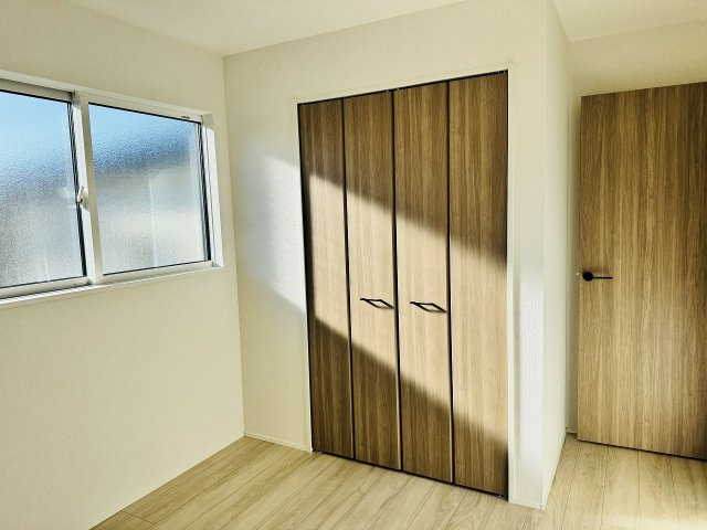 八王子市　大楽寺町　新築一戸建て　１期の収納|～収納力の高いクローゼット完備～