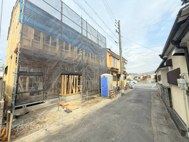 西野八幡田町の前面道路含む現地写真