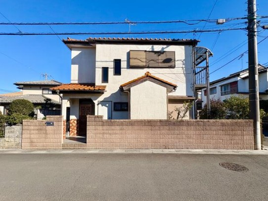 【土地】鶴ヶ島市中新田建築条件無し売地の外観|一本松駅徒歩5分☆
お買い物にも便利な立地！