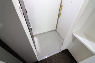 【玄関】 | マリス京橋WING | ゆったりとした玄関です