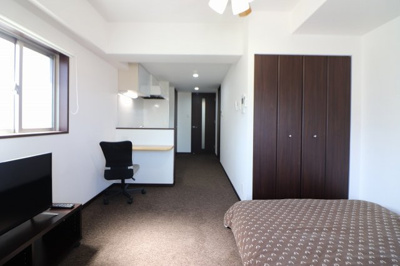 【居間・リビング】 | マリス京橋WING | ゆったりした洋室です