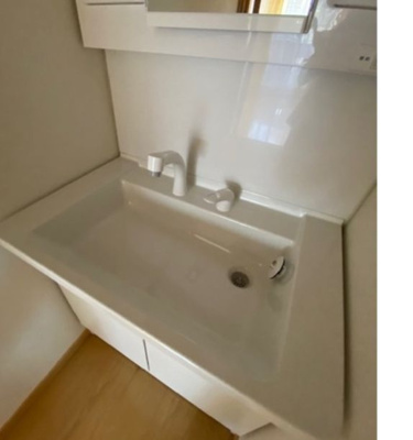 【独立洗面台】 | 赤城下町貸家 | 朝の身支度には欠かせない独立洗面化粧台