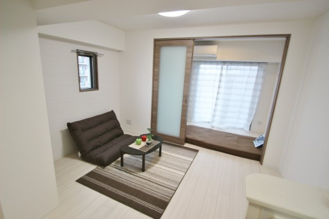 川口市金山町の賃貸マンションの居間・リビング|別室参考写真です。