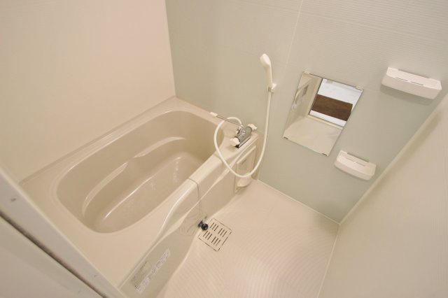 川口市金山町の賃貸マンションの浴室|別室参考写真です。