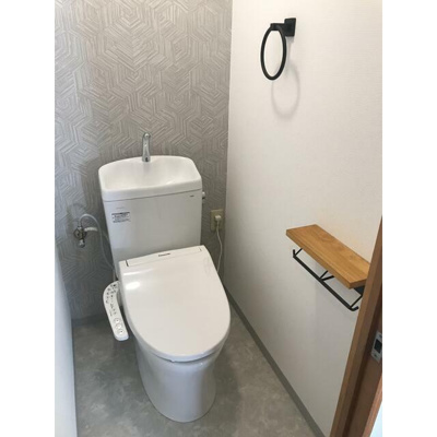 【トイレ】 | ロイヤルマリーンハイム | 温水洗浄便座。