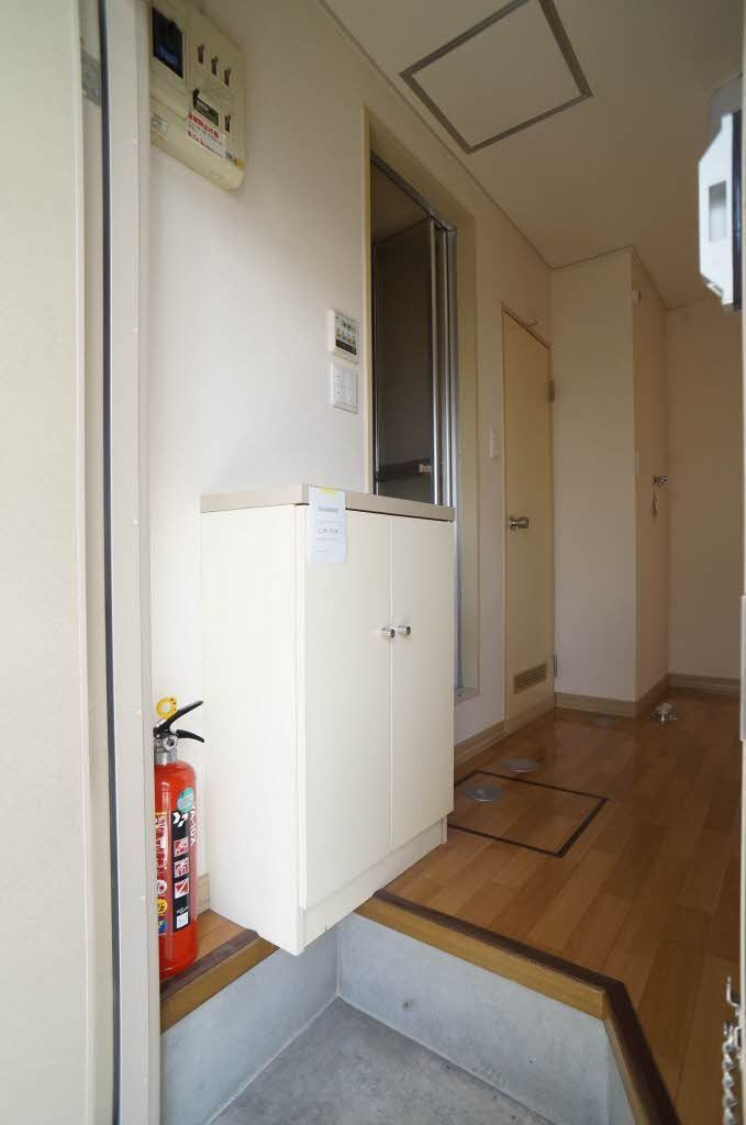 ユーロハイツ名須川 Ｂの玄関