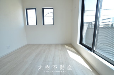 【洋室】 | 海老名市河原口2丁目  新築戸建て　全１棟【仲介手数料無料】 | 2階　洋室2（5.2帖）