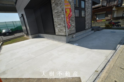 【駐車場】 | 海老名市河原口2丁目  新築戸建て　全１棟【仲介手数料無料】