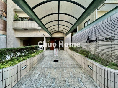 【エントランス】 | アルファコート西葛西 | 【エントランス】マンションのエントランスは、その物件の印象を決める、顔とも言える場所です。毎日通る場所ですからきれいなのが一番です。