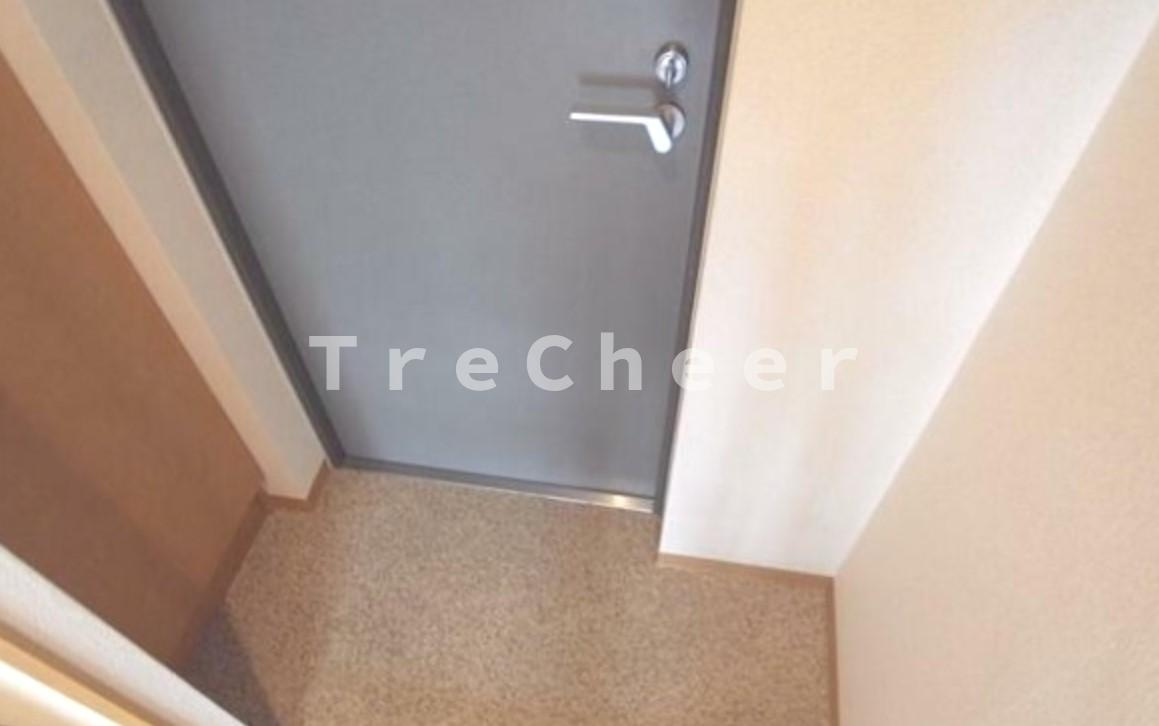 板橋KMコートの玄関