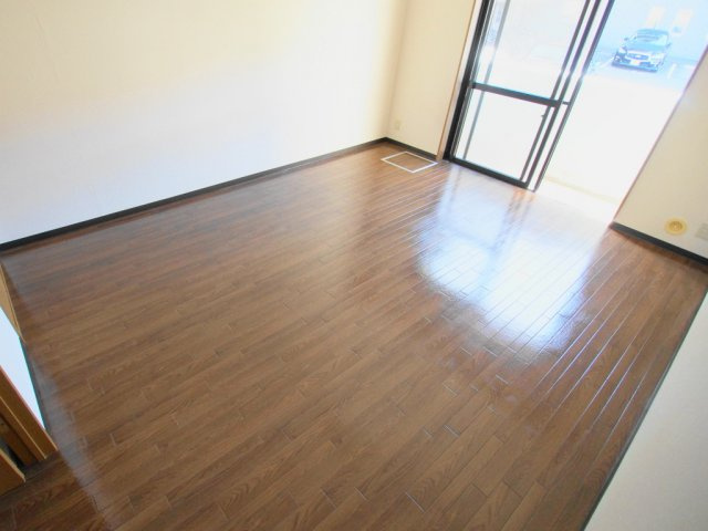  グランドール倭の居間・リビング