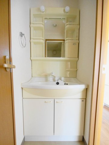  グランドール倭の洗面所