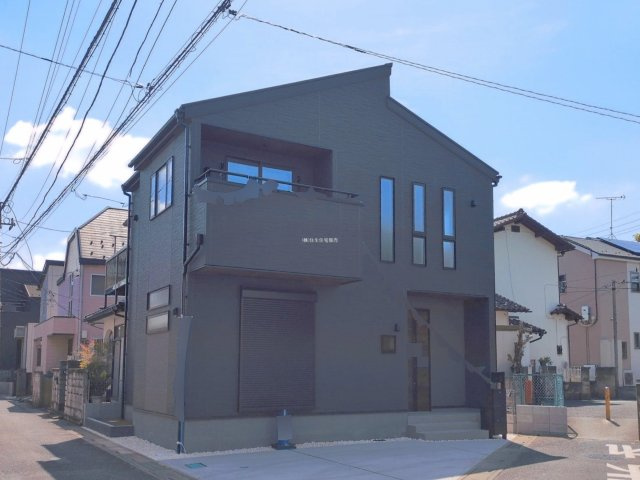 富士見市渡戸２丁目の新築一戸建の外観|2026年4月撮影　
急行停車駅の「ふじみ野」駅徒歩圏内！
長く安心・快適に暮らせる長期優良住宅♪
資料請求やご見学などお気軽にお問い合わせください。
