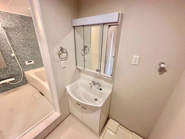 フォンターナ飾磨の独立洗面台