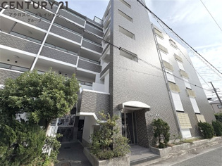 シャトレ鳴尾の外観