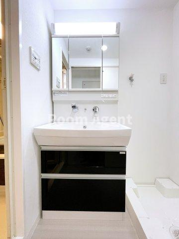 ヴェルドミールの洗面所