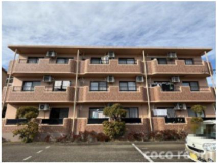 アイリスの外観