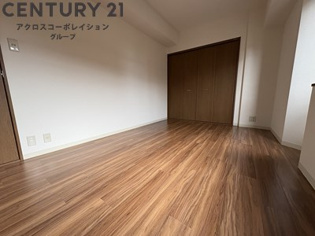 ロイヤル仁川の洋室